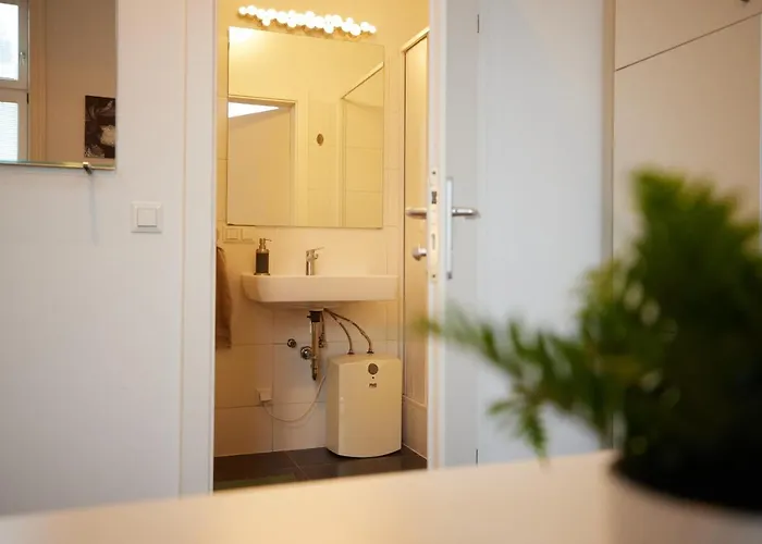Close To Metro Iii Apartman