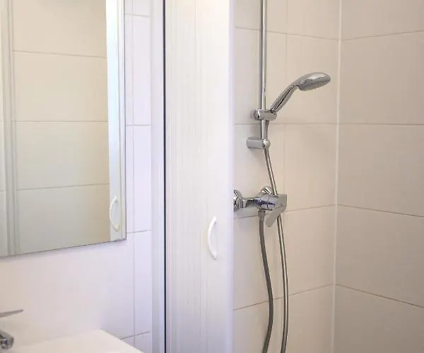 Close To Metro Iii Apartman