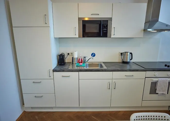 Close To Metro Iii Apartman *