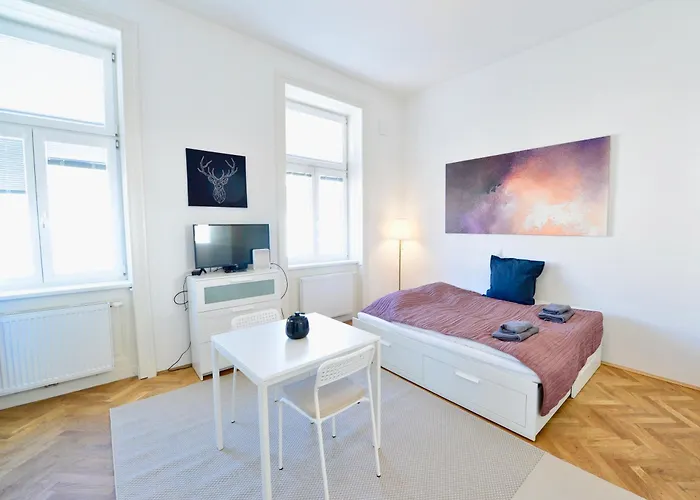 Close To Metro Iii Apartman